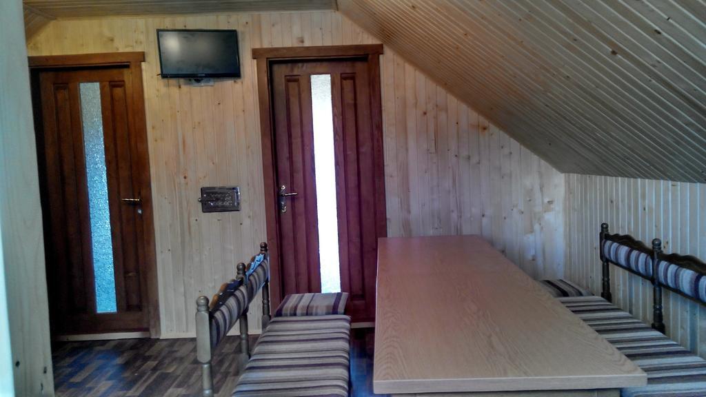Cottage Ozerniy Lazeshchyna Værelse billede